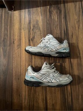 ASICS Women's Light Gray Athletic Sneakers with Light Blue Accent